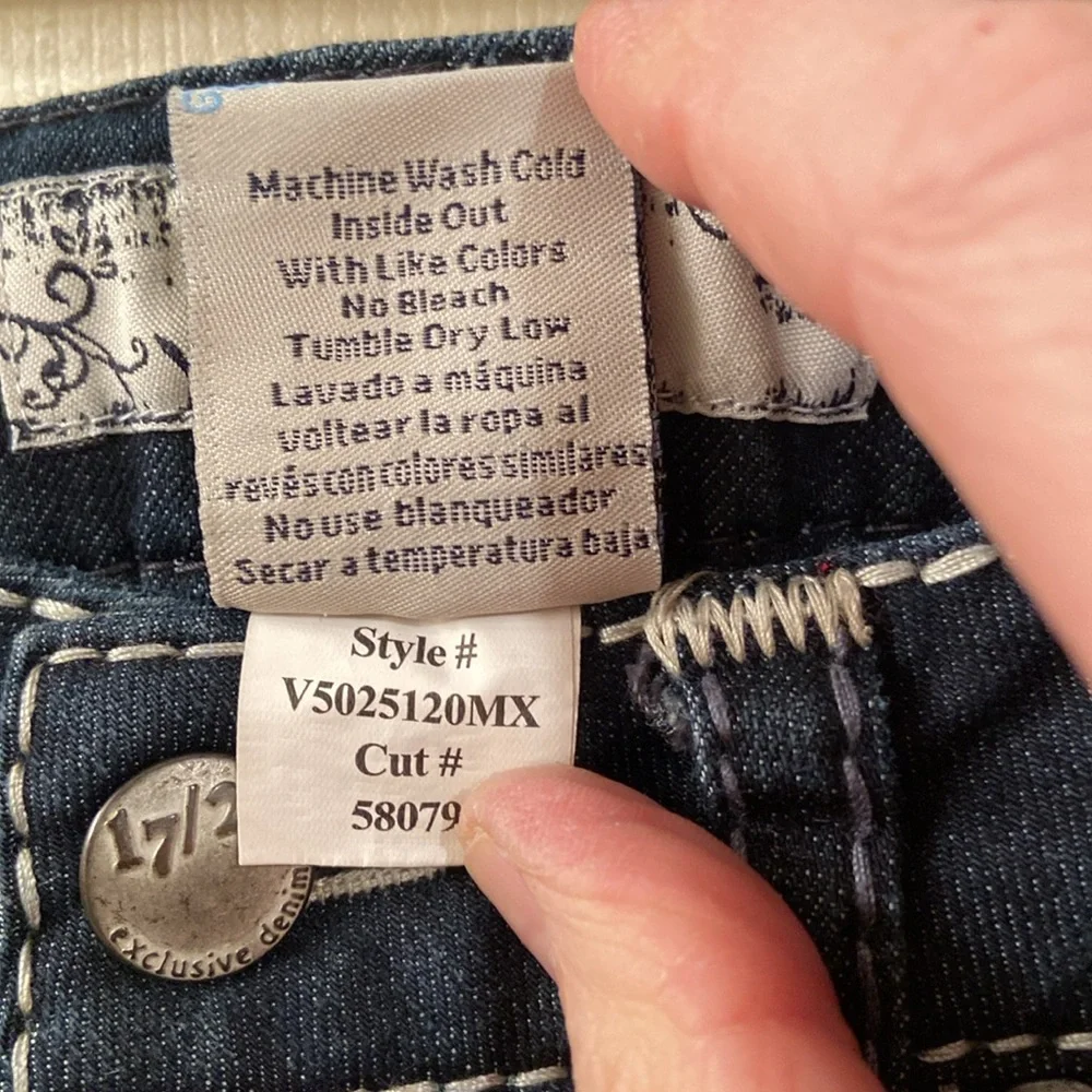 Exclusive Denim 17/21 Dark Blue Jeans Fantastic White Stitching Boot Cut WM SZ 8